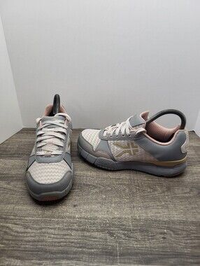 Kuru Quantum Running Walking Shoes Ash-Alloy-Champagne Women's Size 6.5 Wide